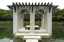 her17556_077